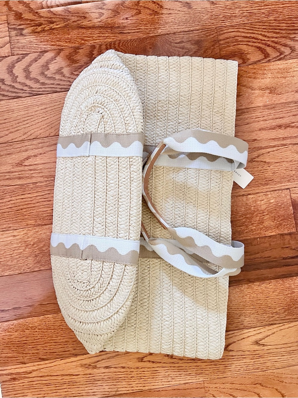 Shiraleah Marbella Straw Tote NWT - Picture 10 of 10